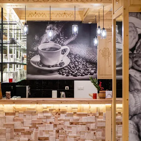 Taternik By Golden Bed & Breakfast 3*