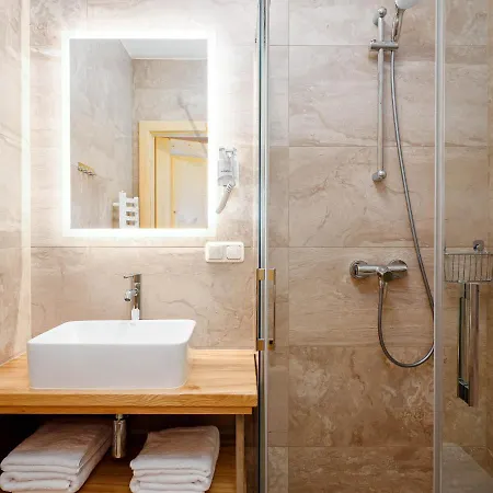 Oda ve Kahvaltı Taternik By Golden 3*