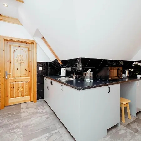 Oda ve Kahvaltı Taternik By Golden 3*